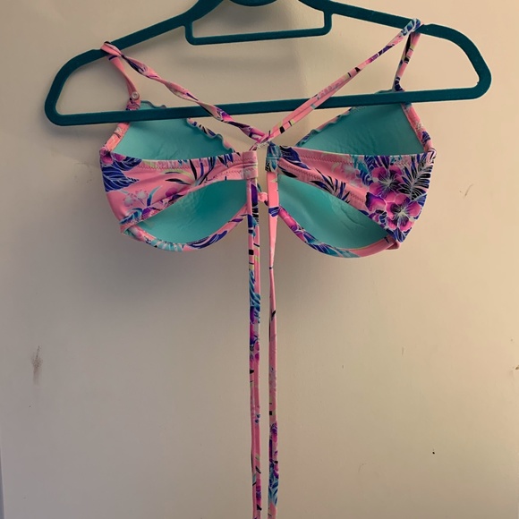 Cute floral bikini top - Picture 6 of 8